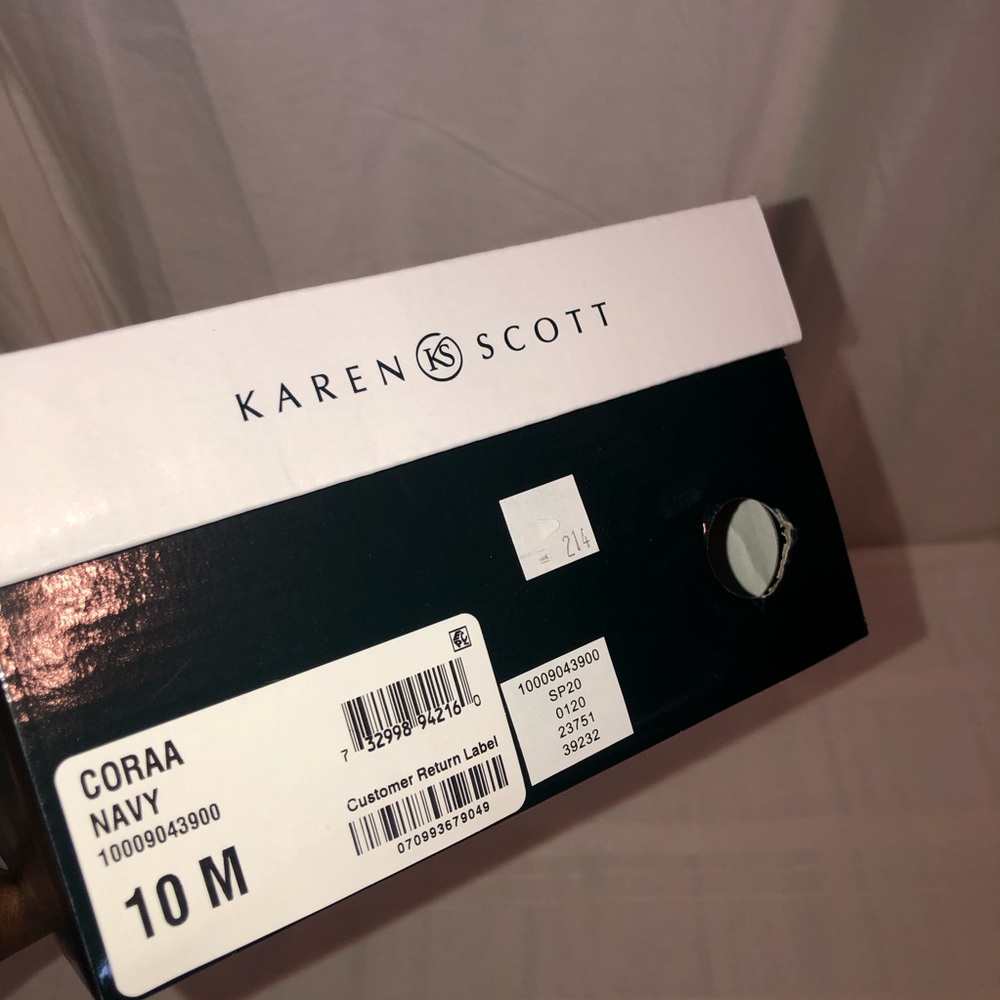Karen Scott Coraa Peep Wedge Sandals - Picture 11 of 11